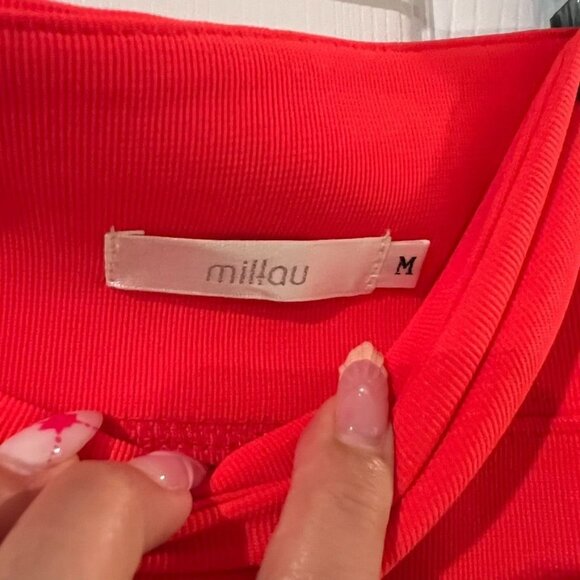 Millau Red Bandage Mini Skirt Size Medium - Picture 3 of 3